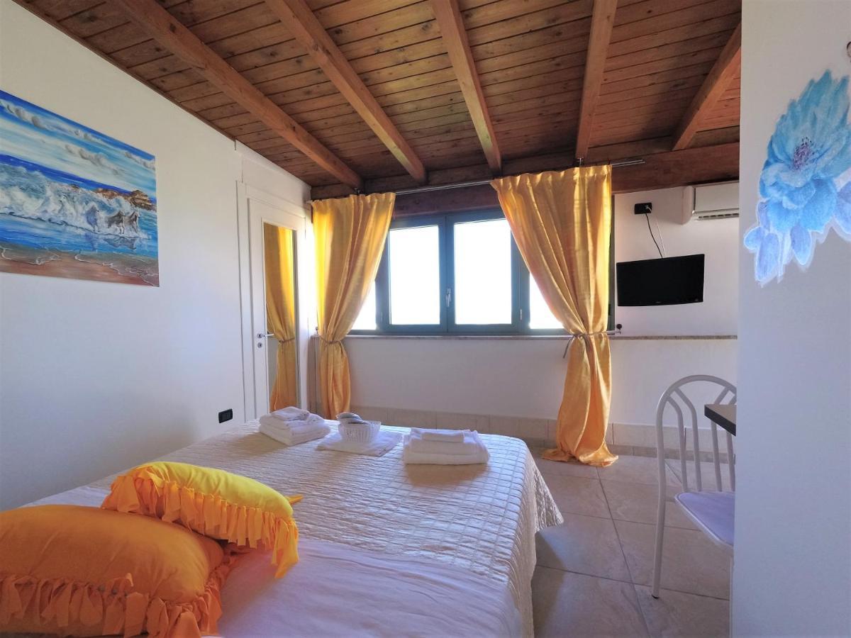 Hotel Alba Chiara Sant'Andrea Salento Exterior foto